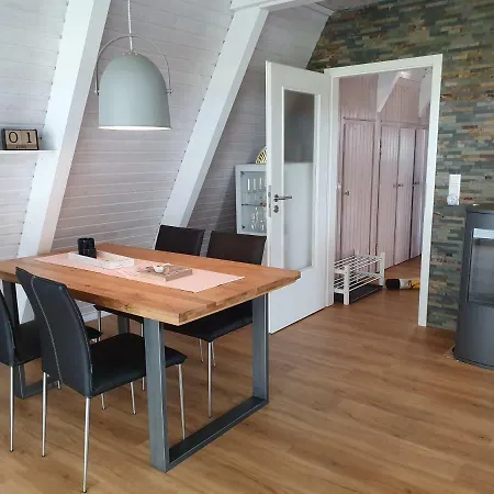 Murmel 3 - Strandkorb, Wallbox, Wlan, Kamin Ferienhaus